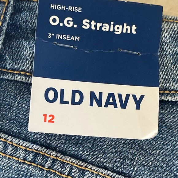 Old Navy High Rise O.G. Straight Cut off Shorts Smooth Pockets! - Picture 4 of 10